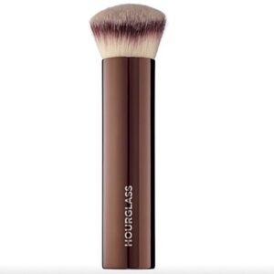 New Hourglass Makeup Brush foundation Brown and Cream